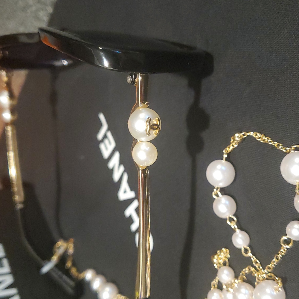 Chanel Sunglasses - Picture 2 of 16